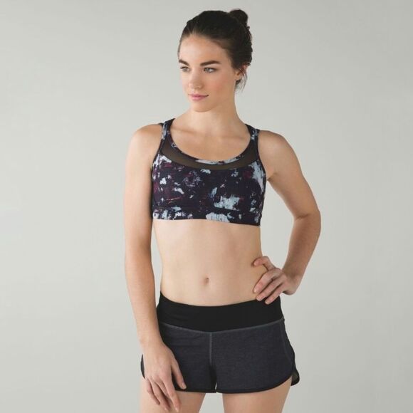 Lululemon Get Down Bra size 10 - Picture 2 of 7